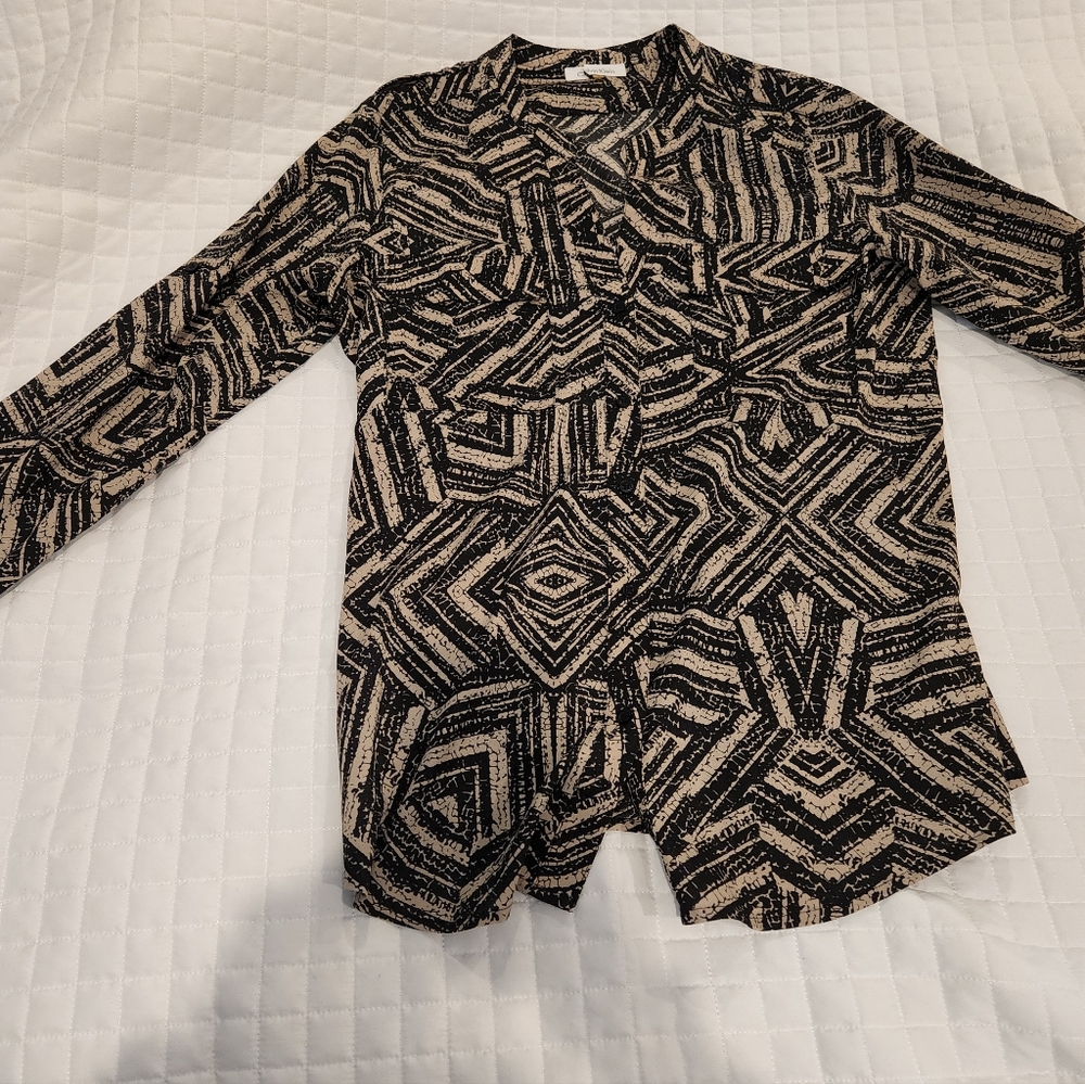 Geometric Black and Beige Long Sleeve Blouse Size M